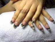 épitett (nincs hosszú i-m)