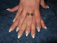 3D porcelánnal díszített