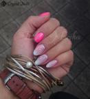 tanfolyamon készült baby boomer körmök