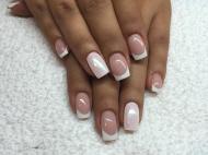 Francia egy kis sellőporral