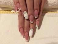 Kagyló minta kövekkel