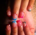 Színes zselés köröm