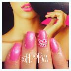 Rózsaszín virágos