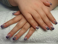 Kittinek valami szineset