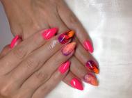 Pálmafás nyaralós műköröm