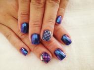 Épített köröm gél lakkal