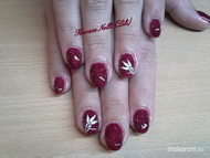 akrillal díszített