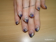 akrillal díszített