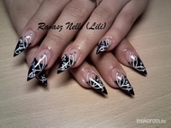 akrillal díszített