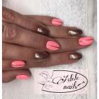 rosegold rózsaszín