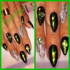 Best Nails - Crystal Flake