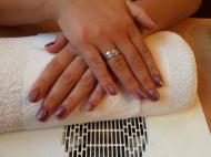 Best Nails - lila csilámos