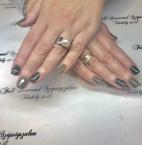Green nails