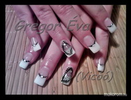 Viki hajnali fél2kor készült új körme