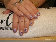 egymozdulat díszítés