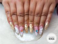 Best Nails - Babyboomer és arany glitteres körmök