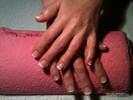 Mani tip visszafogottan