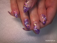 egymozdulat virággal