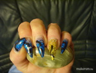 hegyes csillámos hálóval