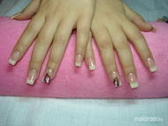 Best Nails - Szilvi körme