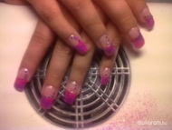 Best Nails - niki körme