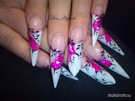 csillámmal és kagylóval