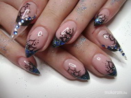 Petrusom őrült körmei