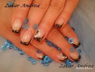 Félfrancia festett díszítéssel