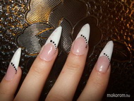 itt látszódnak a csillagok benne