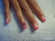 rózsazín francia pillangóval