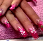 Best Nails - poci virágos