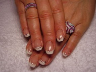 Best Nails - Jucus munkái