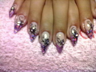 Best Nails - Anikomnak