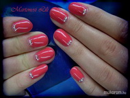 Gel lac kövecskékkel