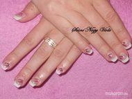 Francia fekete és rózsaszín csíkokkal