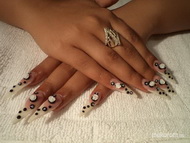 Stiletto porcivirággal