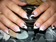 Best Nails - fekete fehér Anának