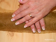 Csilla néni lagzis körme