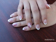 Francia mályva díszítéssel 