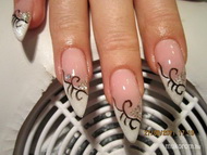 Best Nails - hegyes