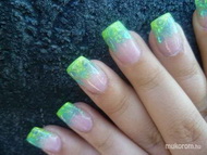 vad zöld flitterekkel