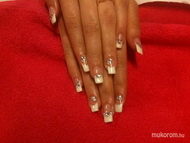 Saját köröm gellakkal