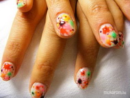 Best Nails - festékpöttyös