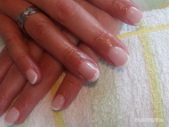 saját köröm zselé