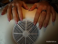 csillámos mintával