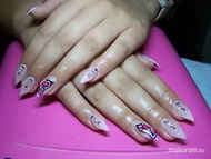 Liza első körme tőlem