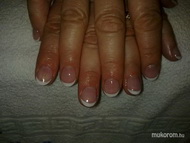 Saját köröm erősítés