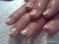 nagyon apró körömre zselé