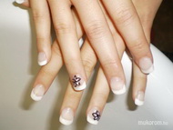 Best Nails - virágos Violának