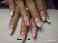 Mandula porcelán virággal